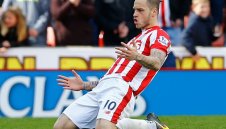 Чуковете нямат спиране – уредиха и Арнаутович