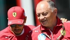 Шефът на Ферари призна: С Люис подценихме промяната