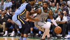 Операция за Кайри Ървинг