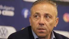Илиан Илиев сменя капитана на националния
