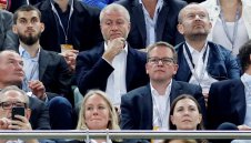 Не иска да продава? Абрамович посочи цената на Челси