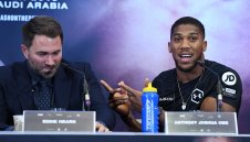 Джошуа ще нокаутира Уайлдър и Фюри