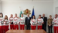 Министър Илиев награди медалистите от Европейското  по стрелба с лък