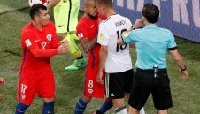 Крал Артур(о) и бойният Джош заровиха томахавката + ВИДЕО