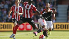 Юнайтед отново гледа към Мане