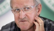 Делнери доволен от професионализма на играчите си