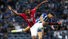 Милан е на дъното. И Порто победи "росонерите"