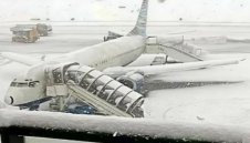 Проблеми за Юве! Не може да се прибере заради снега в Норвегия