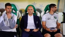 На Домусчиев му писна, Лудогорец уволнява треньора