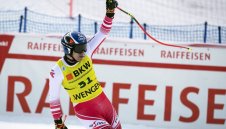 Матиас Майер разби конкуренцията във Венген