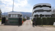 Петима протестираха пред сградата на БФС