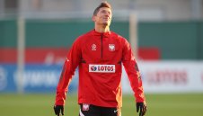 Как джуджето Андора е на път да срине могъщия Байерн