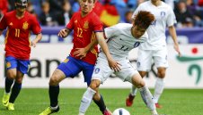 Арсенал предлага нов договор на Бейреин