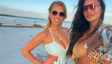 Сестрата на Никол с по-големи бомби + СНИМКИ 