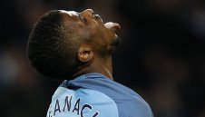 Дортмунд вади оферта за Келечи Ихеаначо