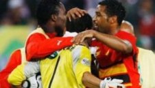 Мексико изпусна Ангола