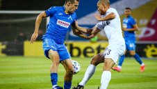 Нов сезон и нов резил за Левски. Славия удари "сините" на "Герена"