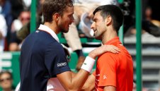 Сензация в Монте Карло: Руснак изхвърли Джокович