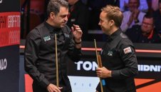 О'Съливан се развихри и набързо приключи Капитана