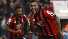 Борнемут профука 2 дузпи, но надви Чуковете