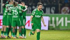 Бивш на Левски съди турци за пари