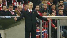 Пътят пред Венгер е чист: Трима специалисти отказаха на Байерн