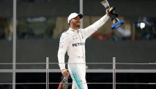 Люис отново е най-добър за годината за босовете във Ф1