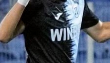 Тежка травма! Защитник на Локо Пловдив скъсал кръстна връзка?