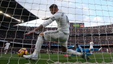 Серхио Рамос призна – в Реал играят без желание и тичат като "мухи без глави"