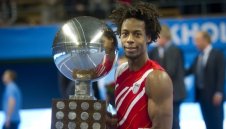 Монфис триумфира в Стокхолм, Азаренка – в Люксембург