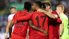 Байерн напред за Купата след четворка