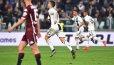 Кристиано Роналдо спаси Юве в дербито на Торино