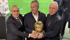 100 години български футбол: Стоичков е горд от поредния голям успех