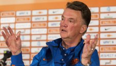Ван Гаал отказа да коментира бъдещето си