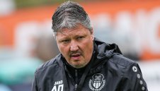 Любо Пенев ръси мъдрости: Може и да загубим, и равен, но нека е по този начин