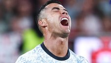 Вирус тръшна Роналдо за Ирак