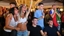 Чудо! Италия все пак отива на световното в Катар?