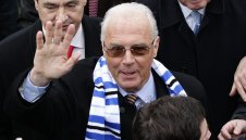 Месията Бекенбауер изпълни мисията си превъзходно