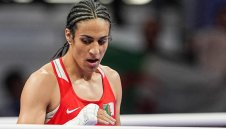 Хелиф страда много от случващото се