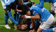 Исторически погром! Наполи попиля Юве и мечтае за Скудетото + ВИДЕО