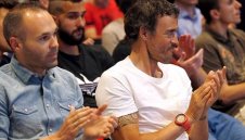 Лучо за Иниеста: Чудесно е да го гледаш как я гали