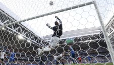 Нойер с рекорд за Маншафта