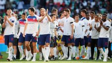 Шилтън посочи кой трябва да пази вратата на Англия