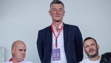 Кризата се задълбочава! Силният човек в ЦСКА се оттегля