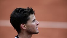 Доминатора шокира Федерер на 1/2-финалите в Щутгарт