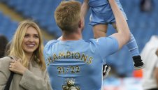 Де Бройне е №1 в света и заслужава Златната топка