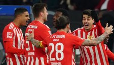 Унион взе дербито и се изравни с Байерн на върха в Бундеслигата