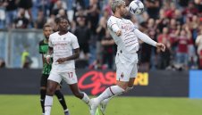 Звезда на Милан под въпрос за Челси и Юве