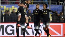 Конте разграбва перлите на "старата госпожа"