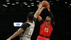 Винс Картър отново твори история